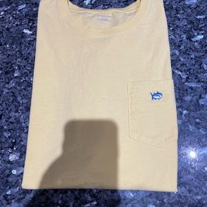 Southern tides short sleeve pocket tee